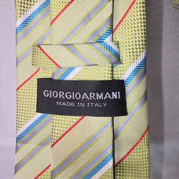 GIORGIO ARMANI ITALIAN SILK TIE APPLE GREEN WITH CRIMSON AND BLUE STRIPES EUC - Picture 5 of 7